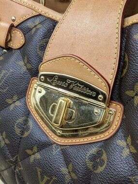 LOUIS VUITTON Monogram Canvas Etoile GM Shoulder Bag